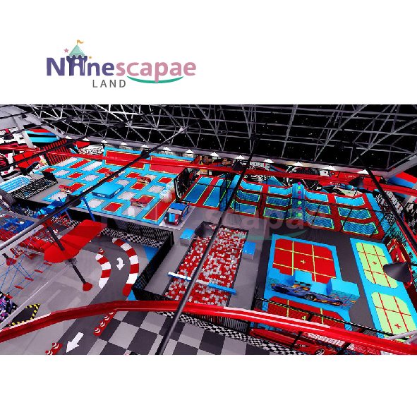 this is ninescapeland trampoline park, which is suitable for children and adults to play
